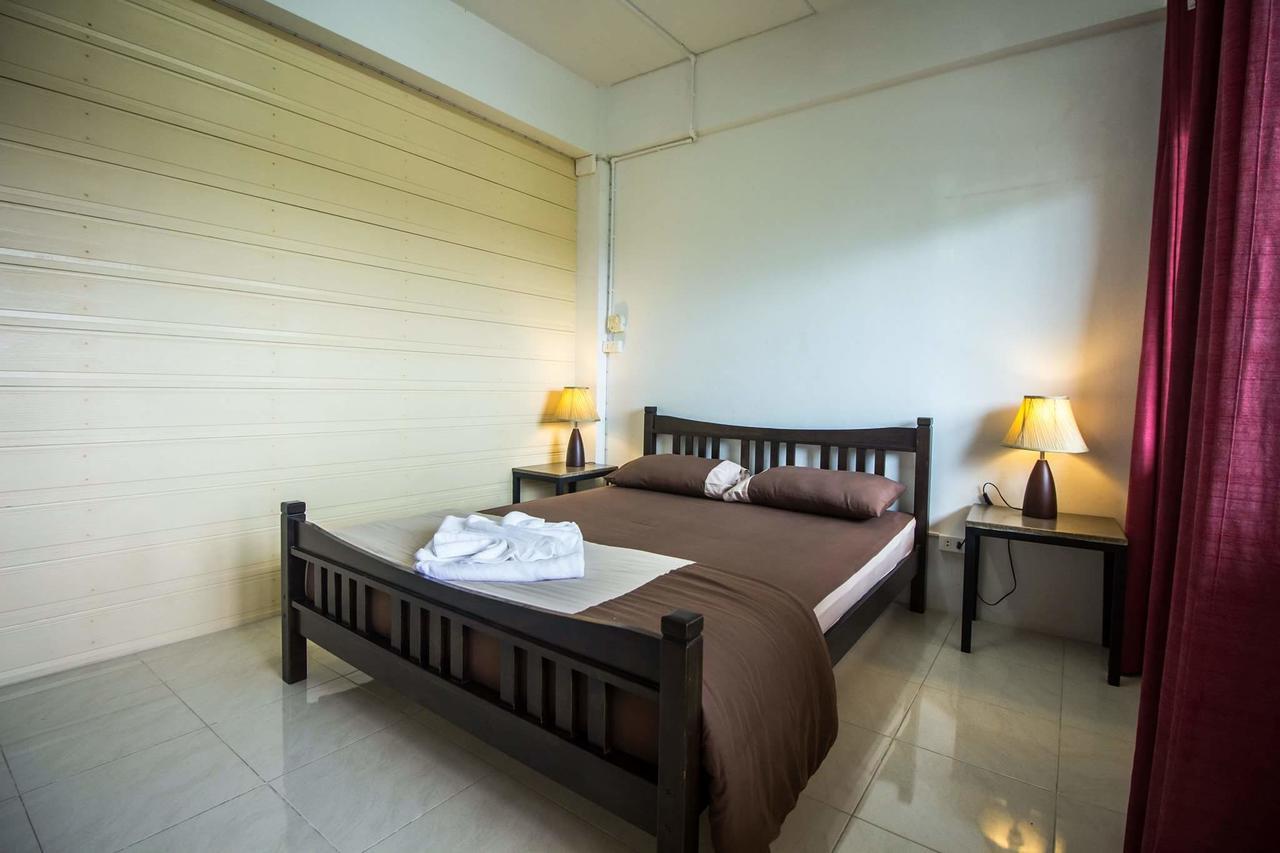Savika Guesthouse Ranong Ngoại thất bức ảnh