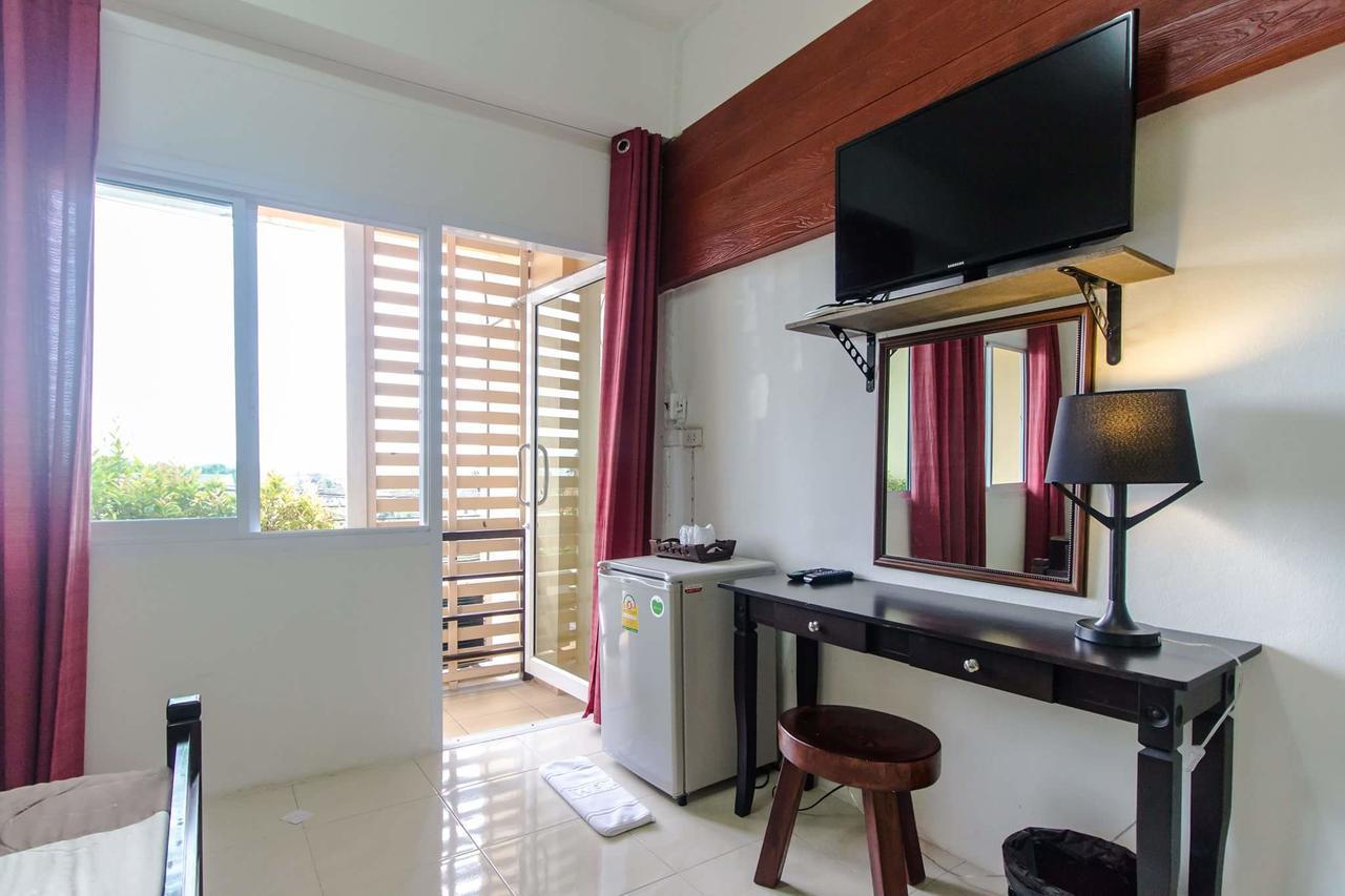 Savika Guesthouse Ranong Ngoại thất bức ảnh