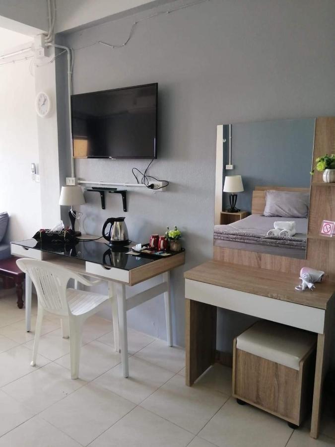 Savika Guesthouse Ranong Ngoại thất bức ảnh