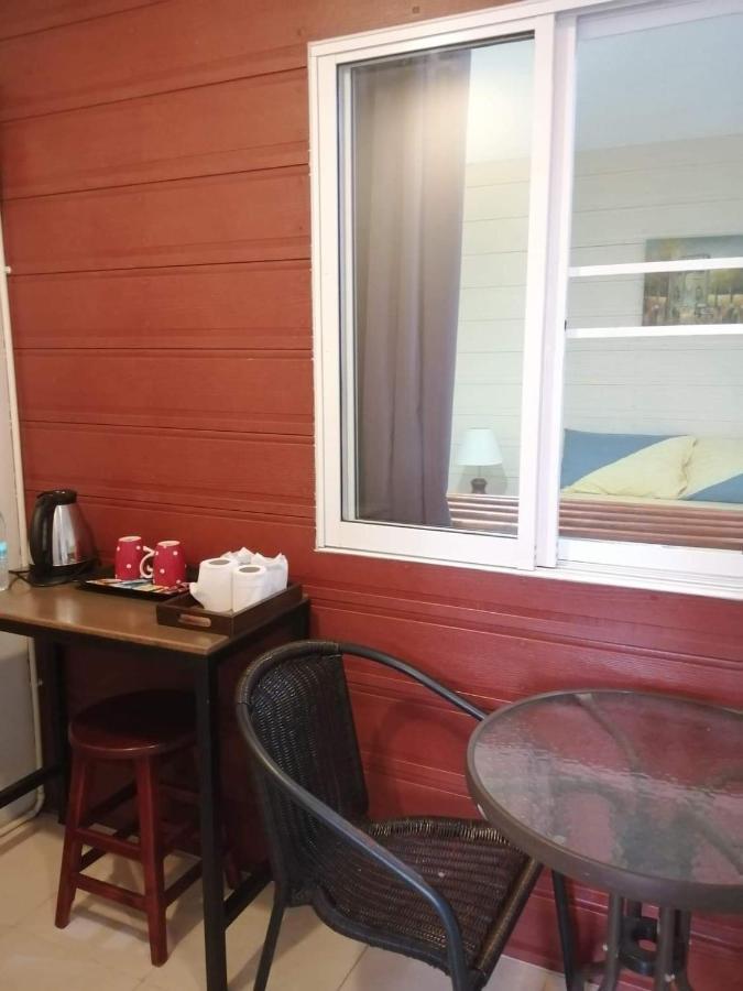 Savika Guesthouse Ranong Ngoại thất bức ảnh
